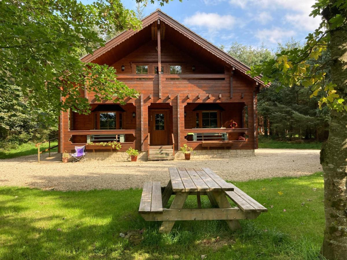 בליקונול Riverside Log Cabin מראה חיצוני תמונה
